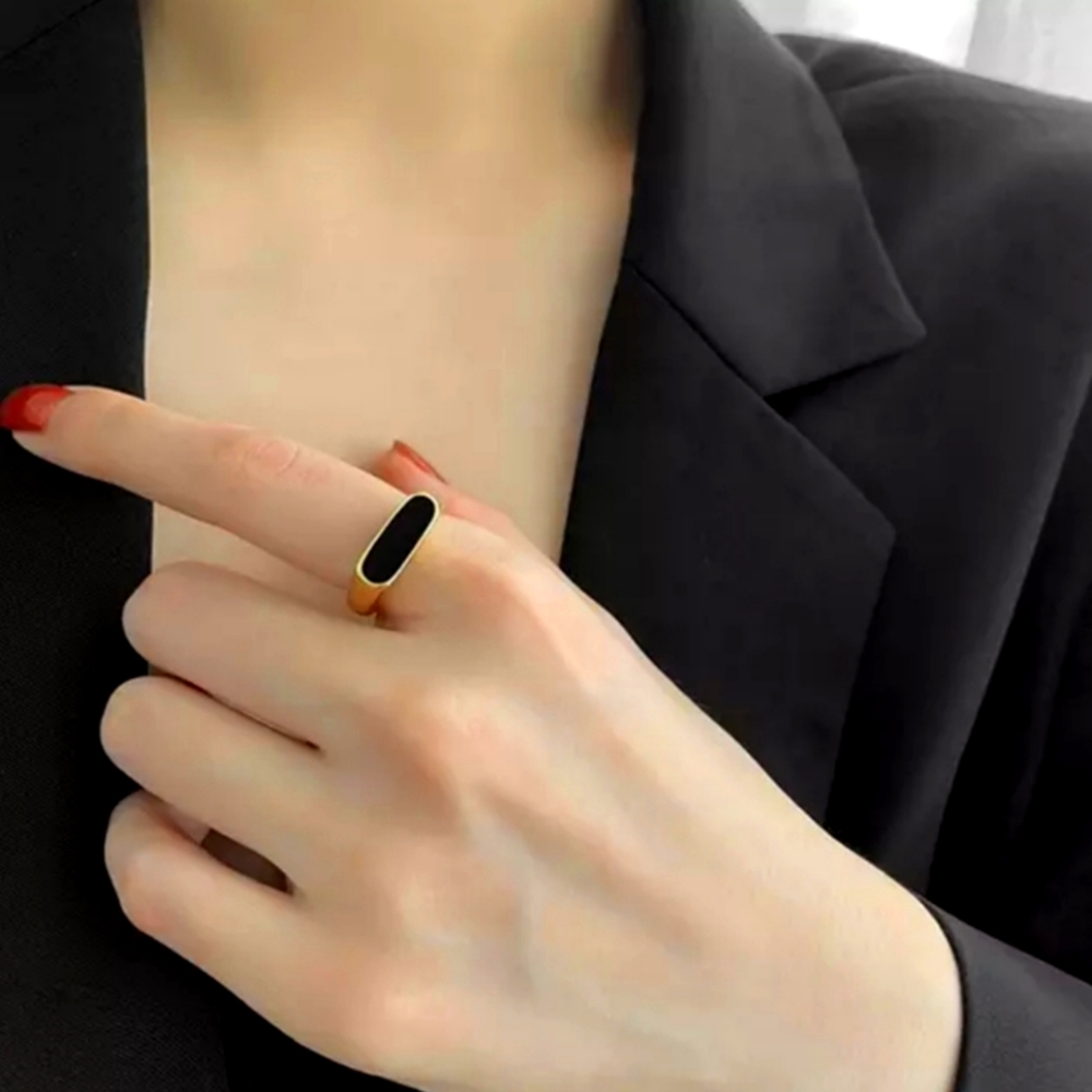 18K Gold Plated Stainless Steel Black Resin and Cowrie White Shell Ring